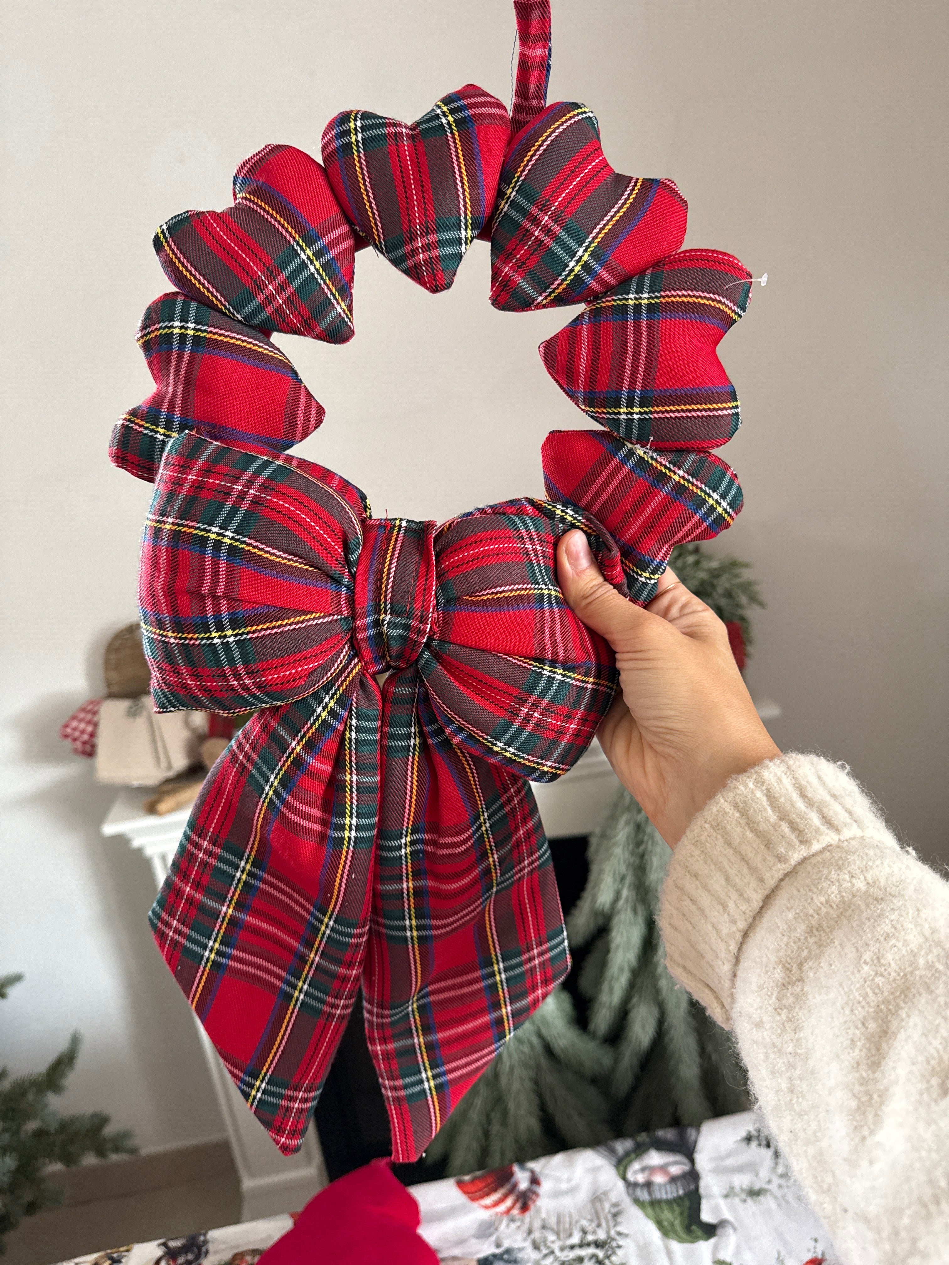 Ghirlanda decorativa CUORICINI tartan