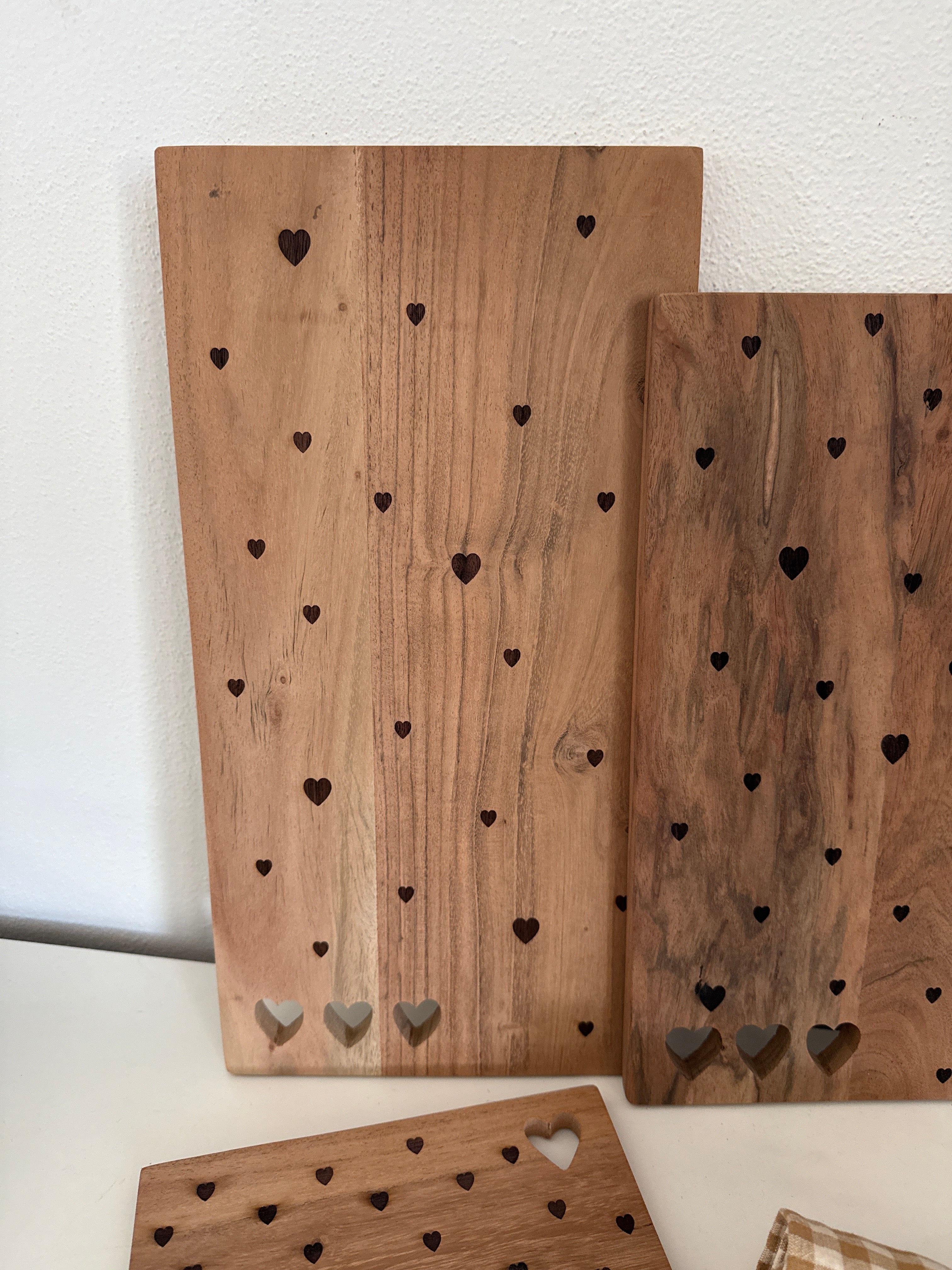 Taglieri CUORICINI con cuoricini - 3 misure