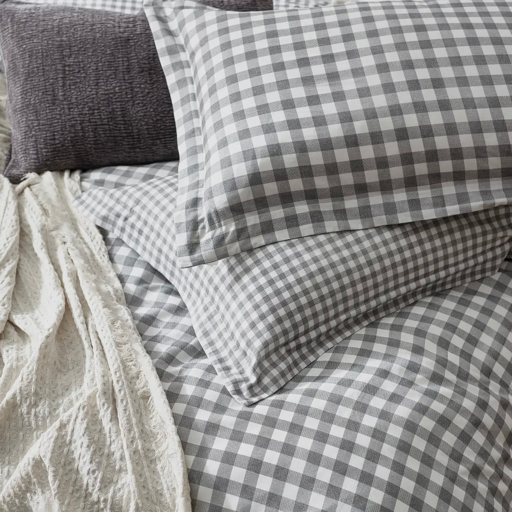 Set Copripiumino matrimoniale VICHY GRIGIO double face