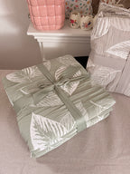 Copriletto matrimoniale trapuntato jacquard NATURA - disponibile in 2 colori