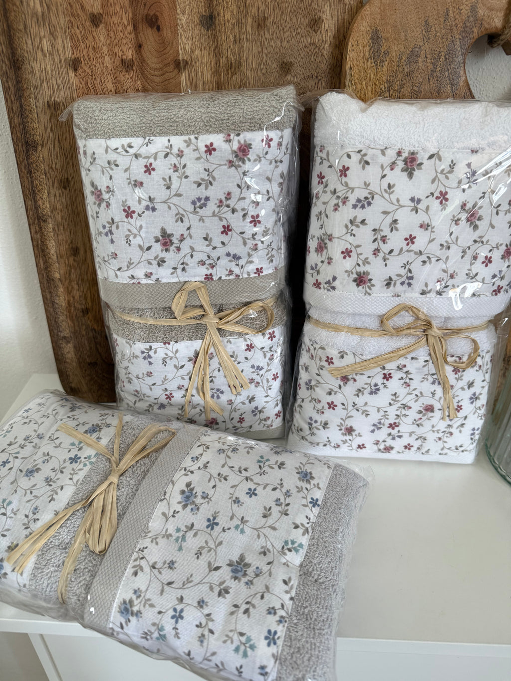 Coppia spugne viso + ospite FIORELLINI - 4 varianti colore