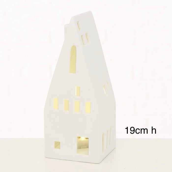 Casetta porcellana Hygge Home con luce a Led - h 14 cm