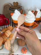 Cucchiaino in legno con cuoricino