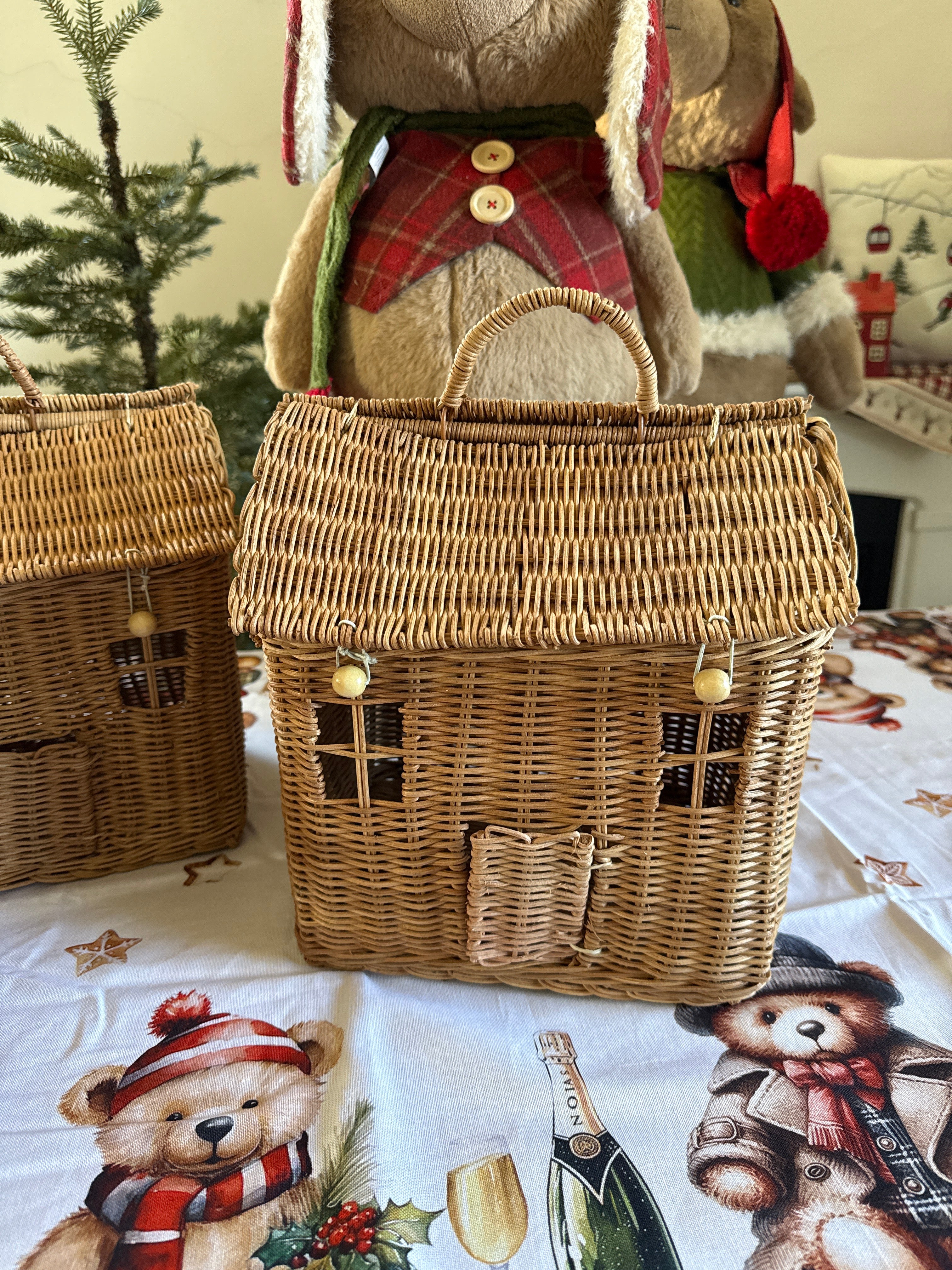 Cesta casetta in vimini