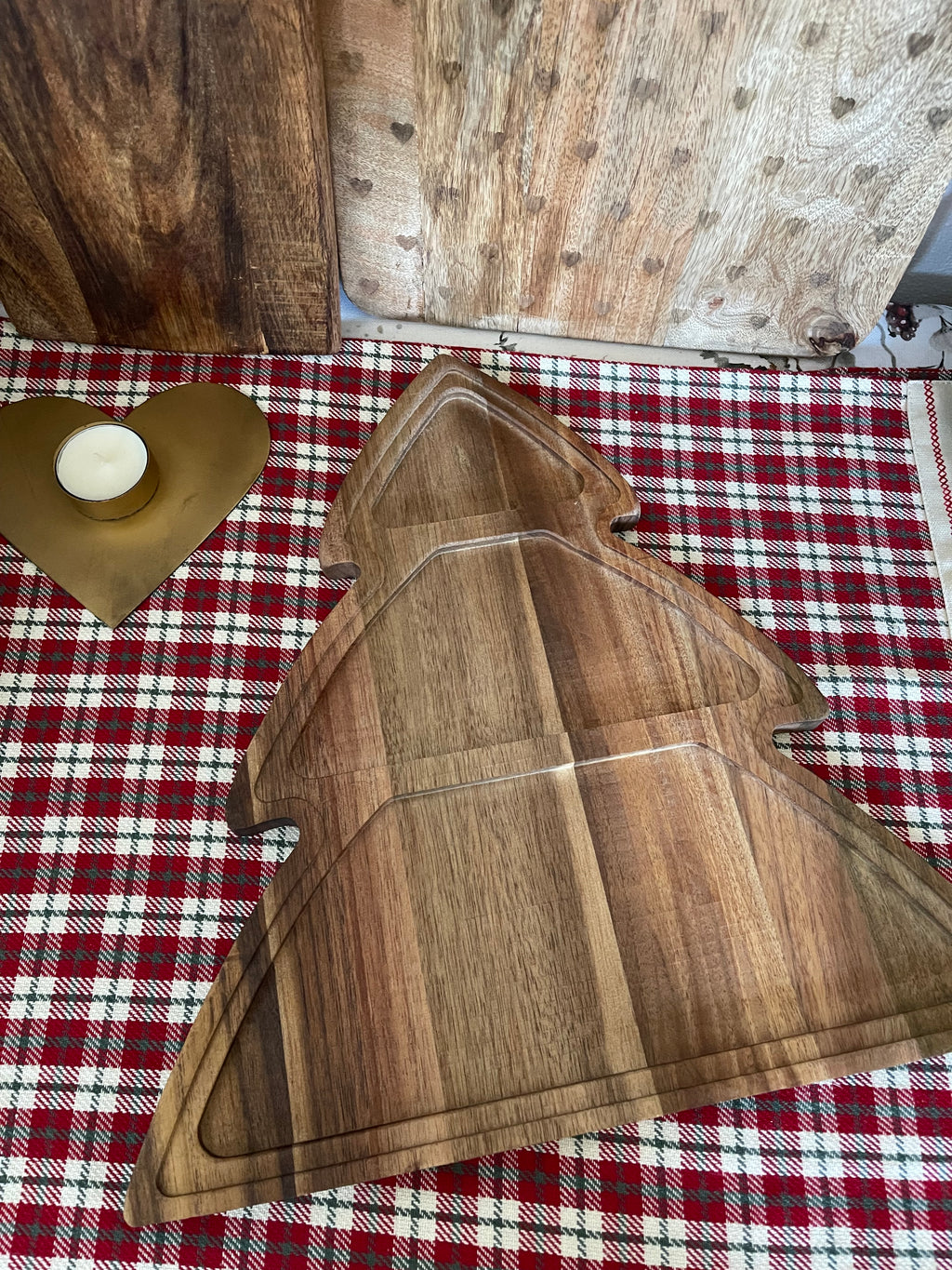 Vassoio in legno di acacia ALBERELLO