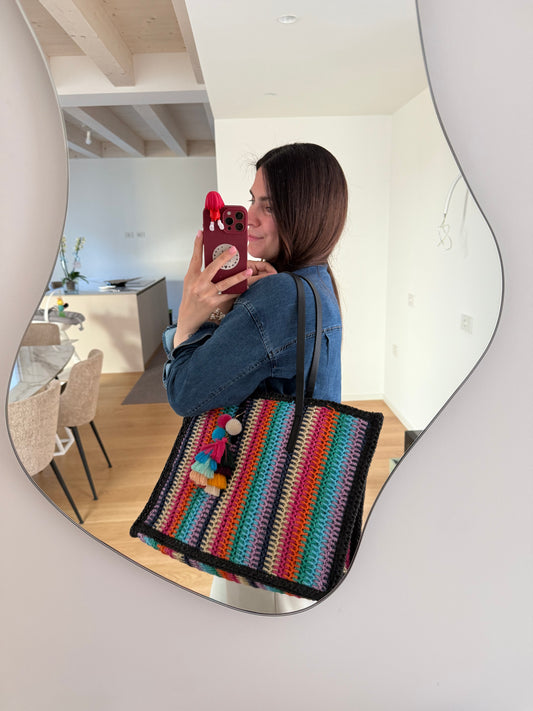 FAVIGNANA Bag con nappine colorate