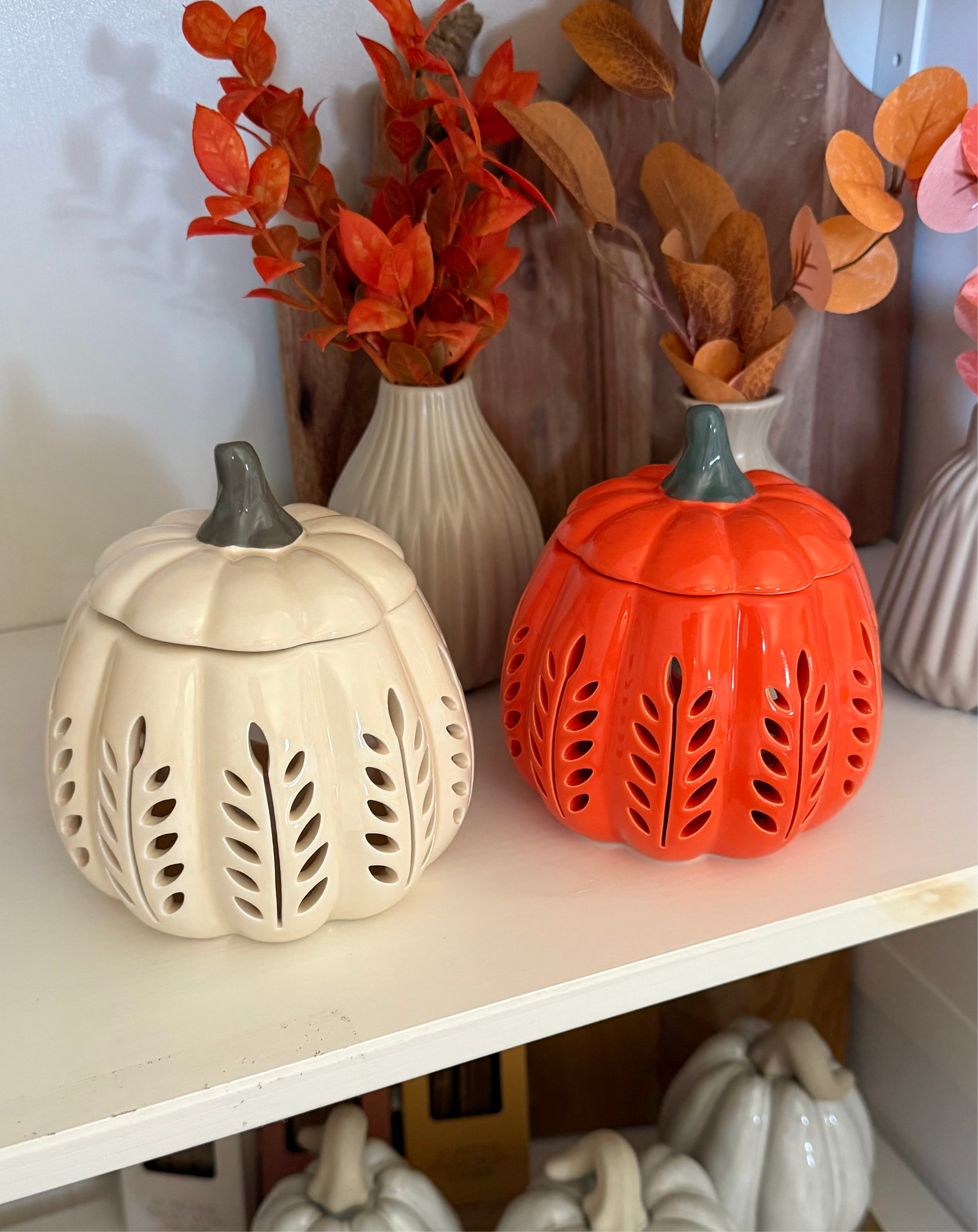 Bruciatore oli profumati / cera di soia ZUCCA in 2 colori