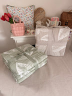 Copriletto matrimoniale trapuntato jacquard NATURA - disponibile in 2 colori