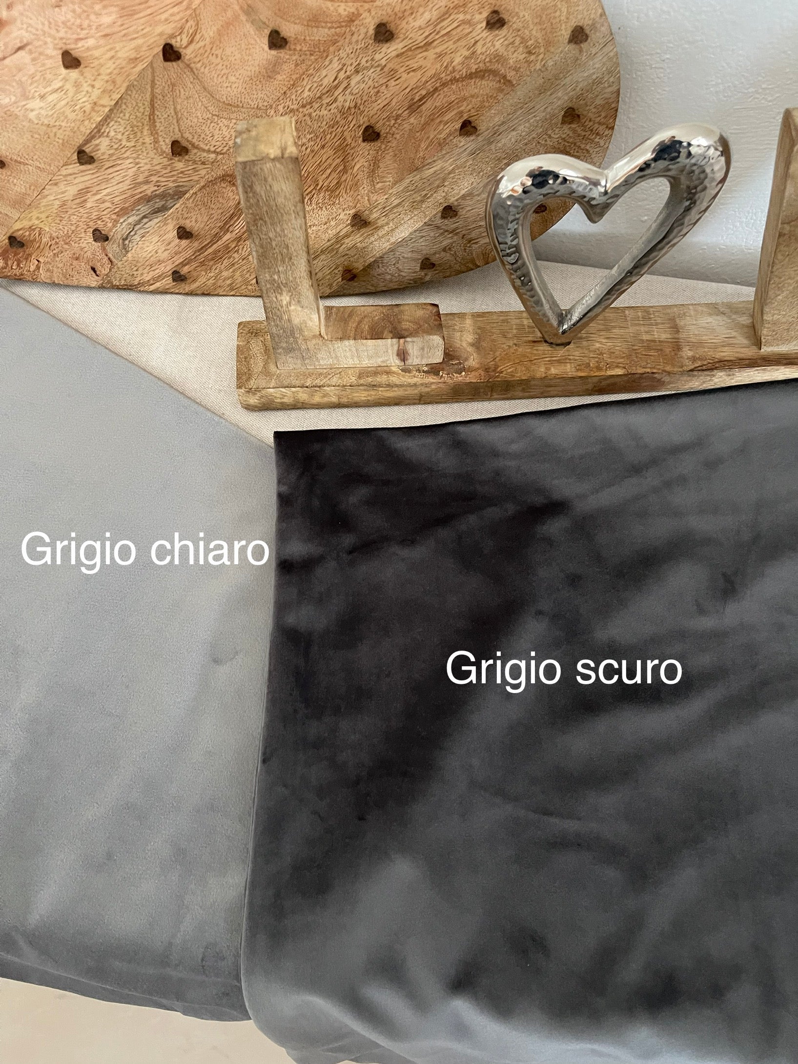 Cuscino MONOGRAM in velluto PERSONALIZZABILE