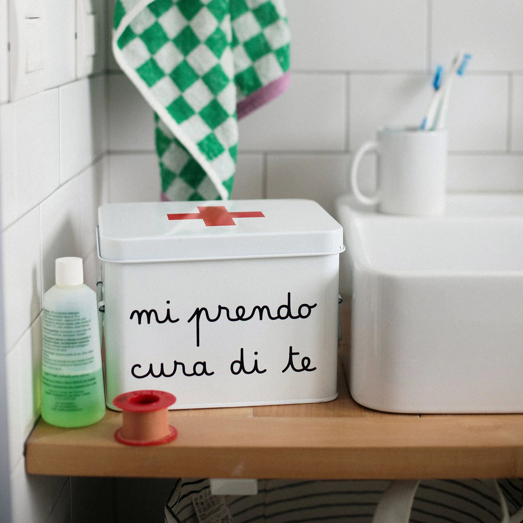 Scatola medicine 💊 in acciaio verniciato MI PRENDO CURA DI TE