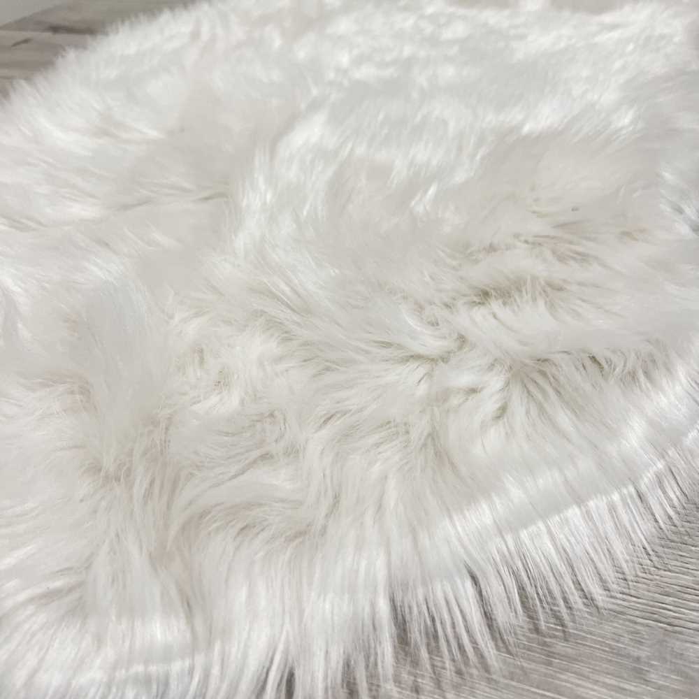 Tappeto STOCCOLMA ecopelliccia bianco